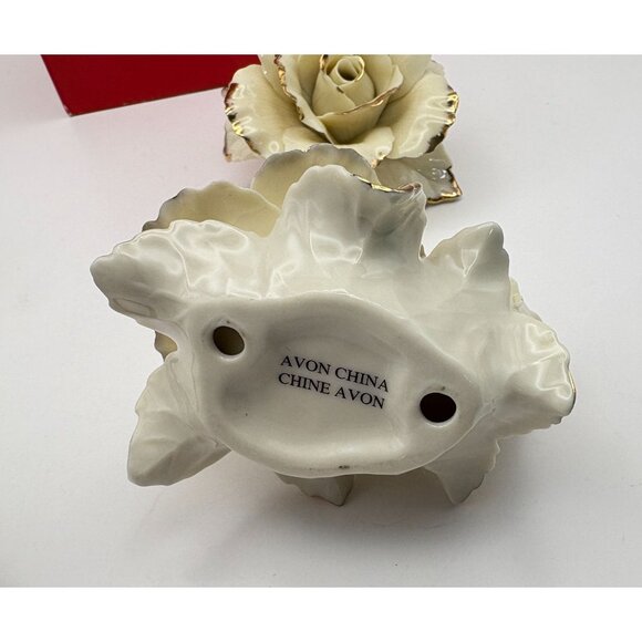 Avon Winter Rose Porcelain Candle Holders Vintage Christmas Rose Pair Gold Trim - Picture 3 of 12